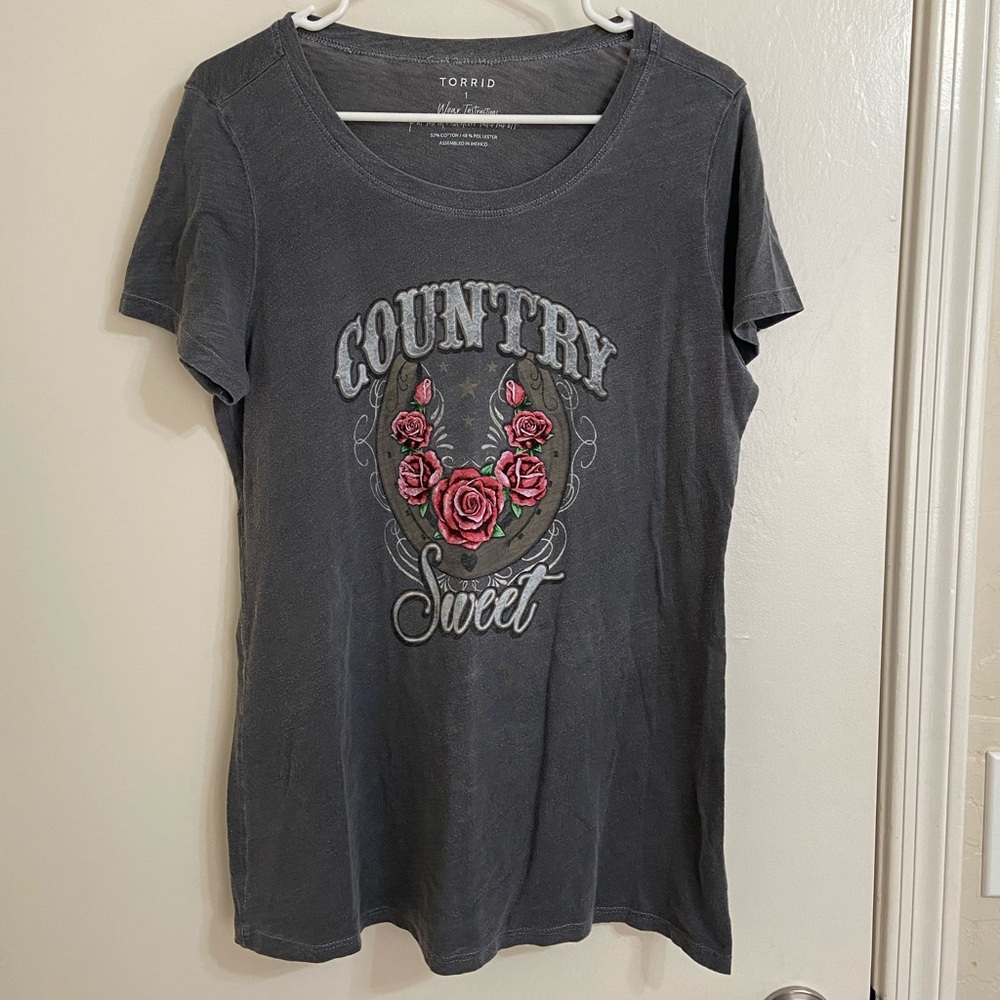 Torrid gray graphic tee